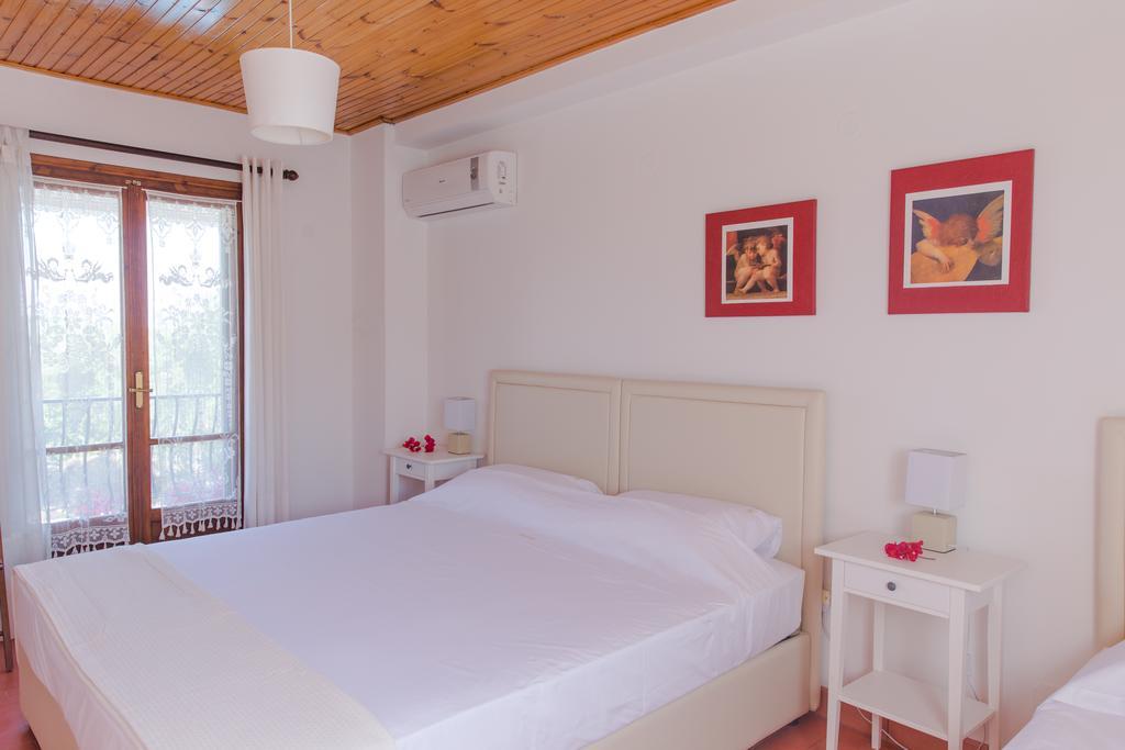 Villa Lola - 3 Bedrooms & Private Pool Lithakia  Exteriér fotografie