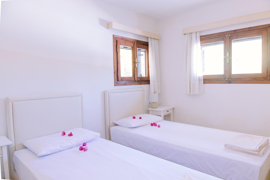 Villa Lola - 3 Bedrooms & Private Pool Lithakia  Exteriér fotografie
